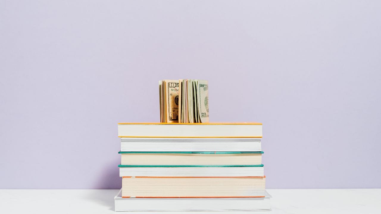 Alur Proses Percetakan Buku, Pahami agar Kamu Tidak Salah Langkah!