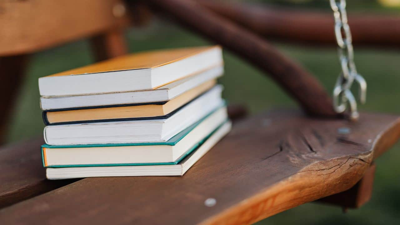 Strategi Promosi Buku untuk Penulis Pemula yang Efektif dan Berdampak