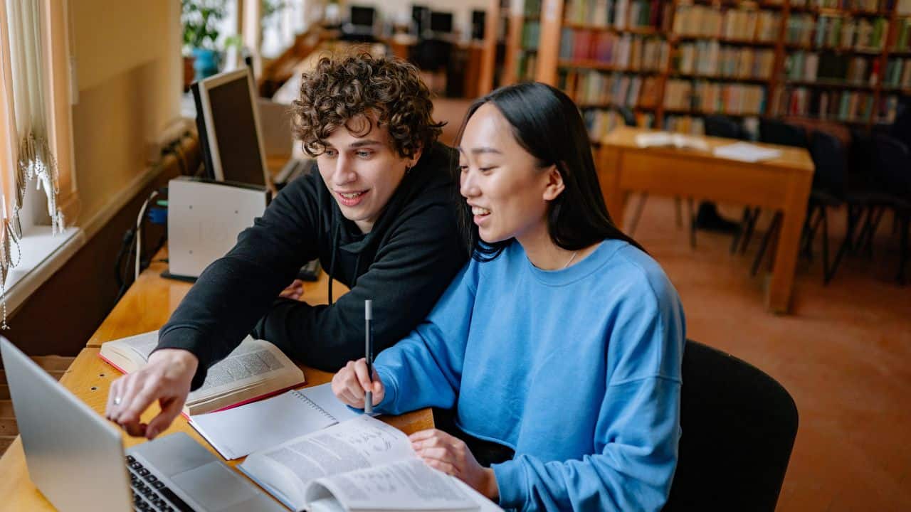 Cara Membuat Landasan Teori untuk Skripsi maupun Sempro dan Contohnya