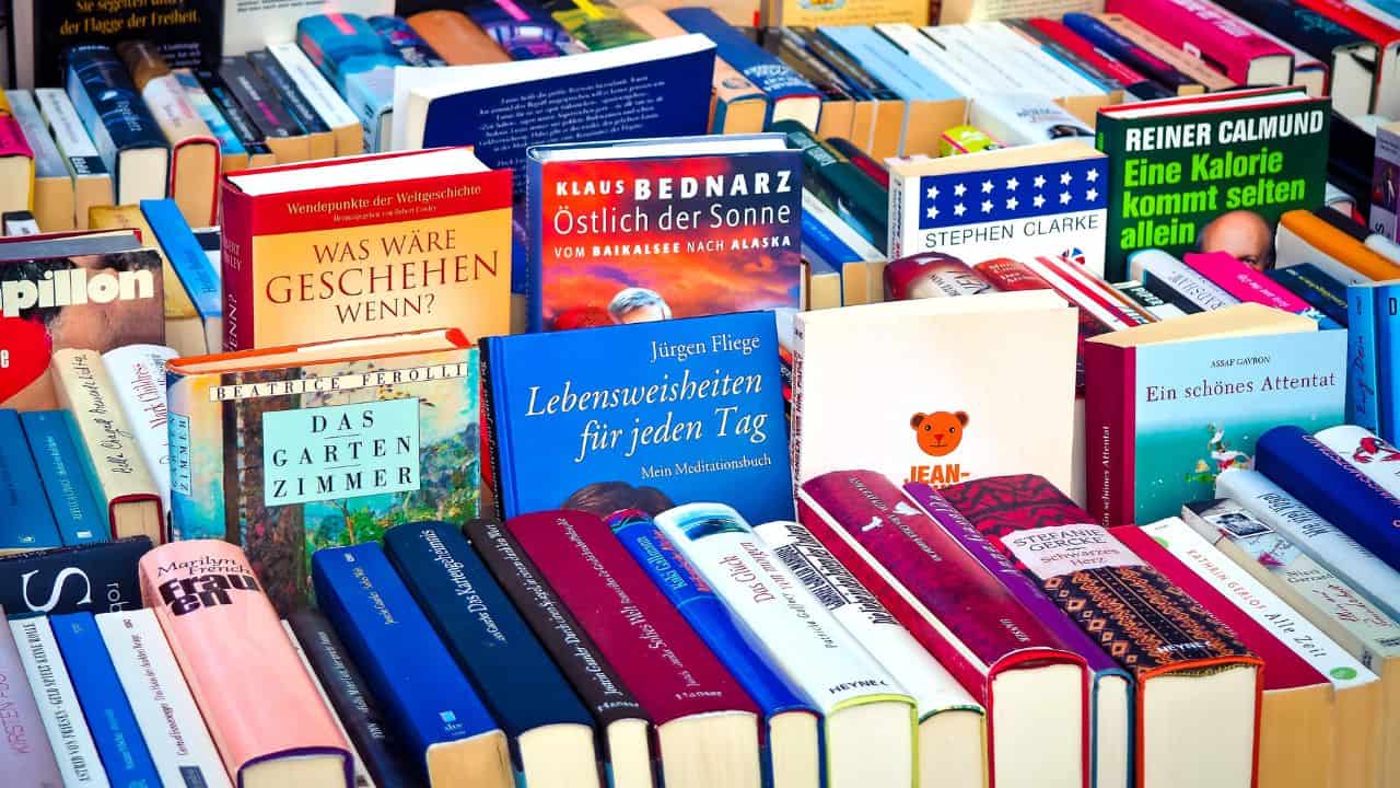 Berbagai Strategi Promosi Buku agar Royalti Terus Mengalir