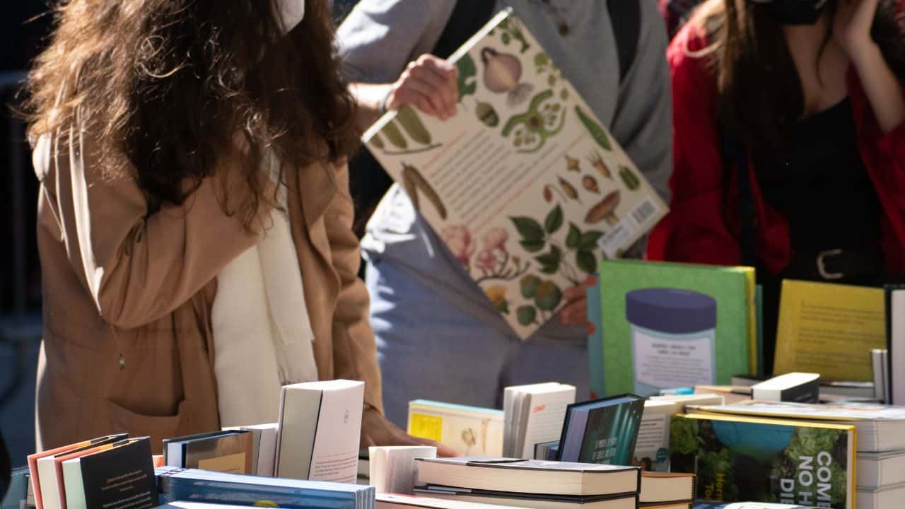 Tips Menerbitkan Buku agar Bisa Best Seller Sehingga Karya Bisa Berdampak untuk Banyak Pembaca maupun Nilai Royalti