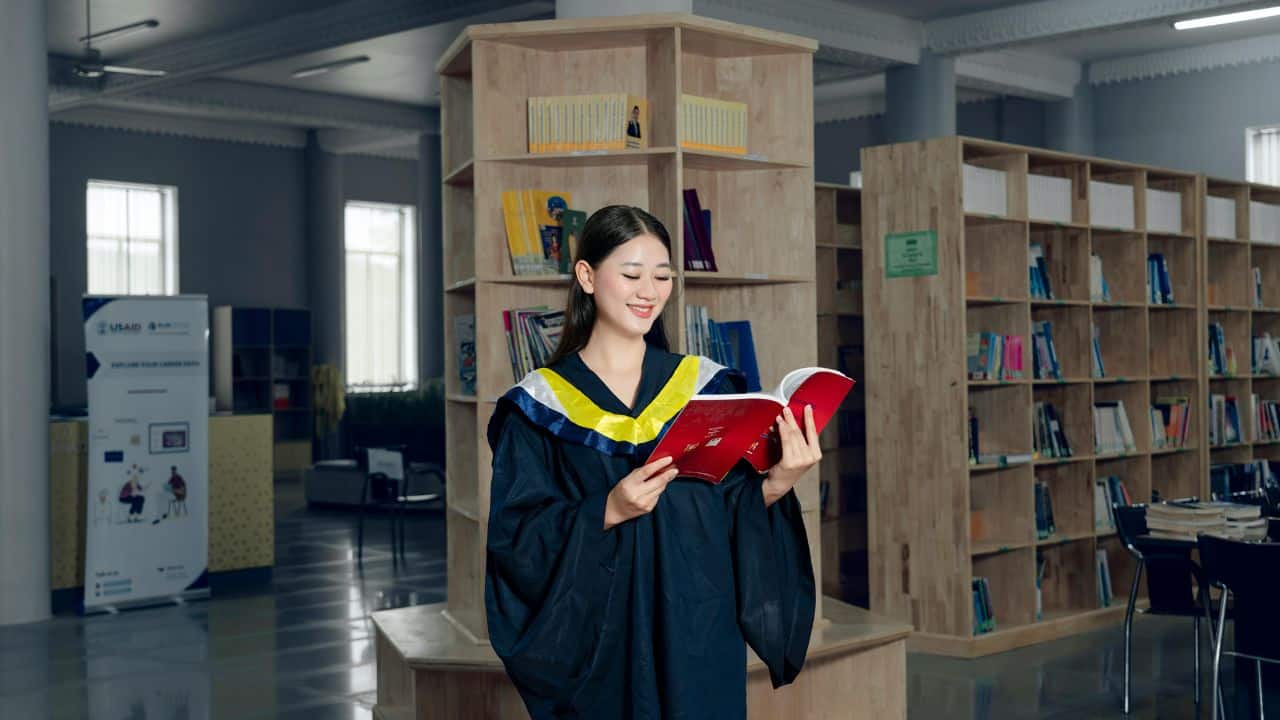 Tips Mengubah Skripsi Menjadi Buku Ber-ISBN untuk Fresh Graduate